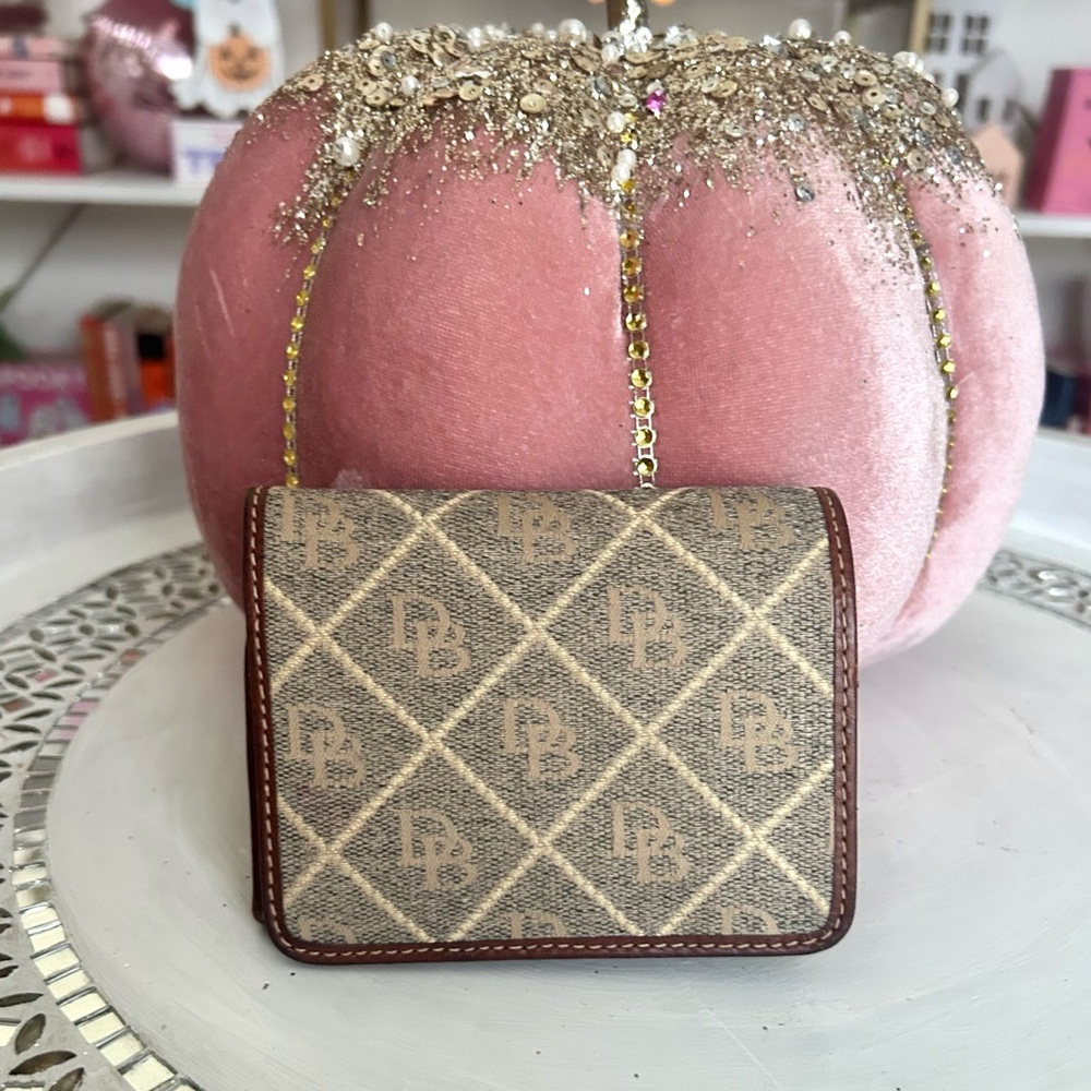 Vintage Dooney & Bourke Signature Trifold Wallet